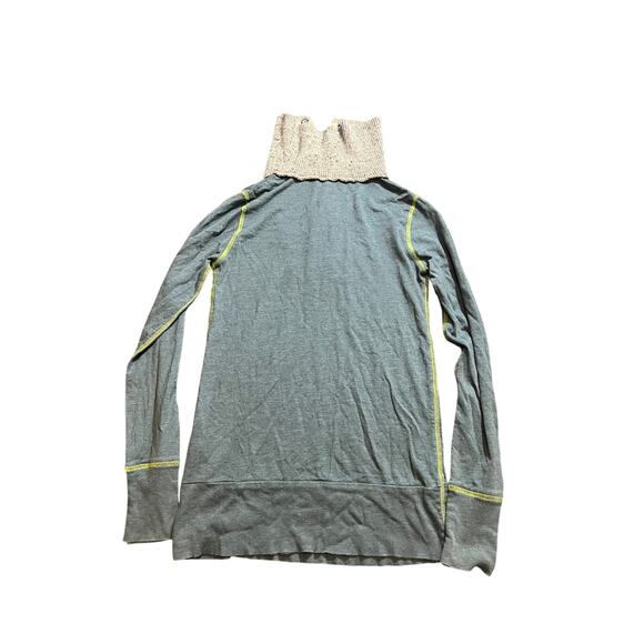 Free People Nordic Cozy Collar Sweater Women’s size Medium Y2K Style Button - Picture 6 of 9